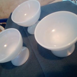 White ceramic cup bowls
